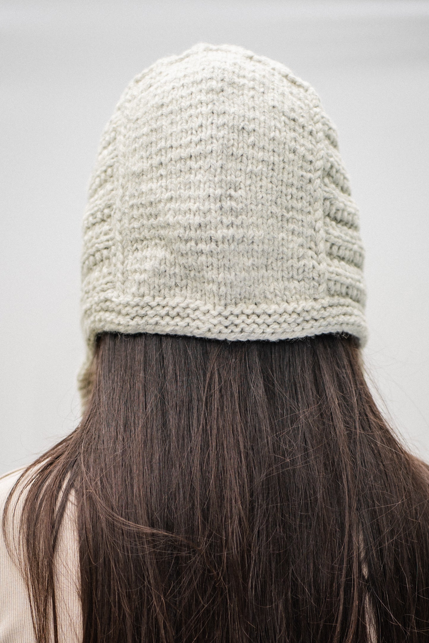 ORA - HAND KNIT BONNET